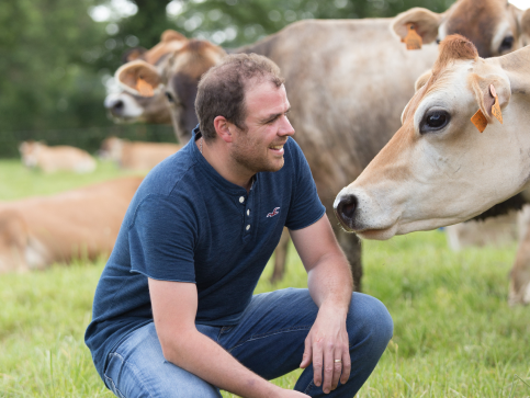 Maison Gaborit (producteur de produits laitiers et fromages affinés à 100% bio à base de lait de vache Jersiaise, chèvre et brebis.